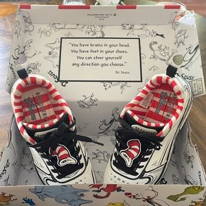 Skechers Dr Seuss. Love Dr Seuss as a kid Worn a few times. Excellent condition